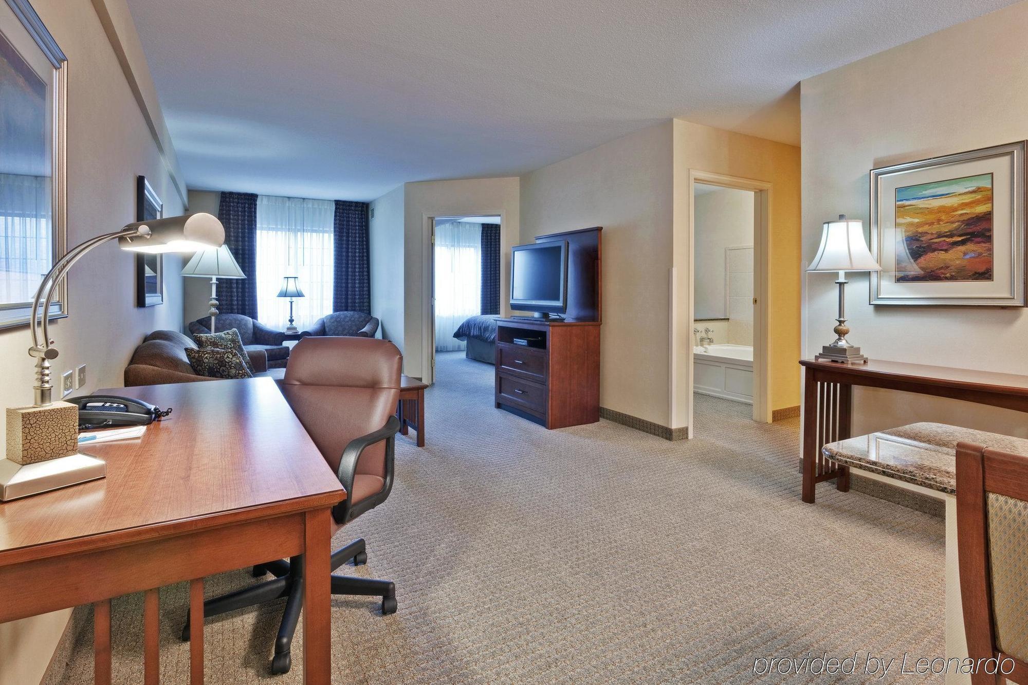 Hawthorn Suites By Wyndham Williamsville Buffalo Airport Номер фото